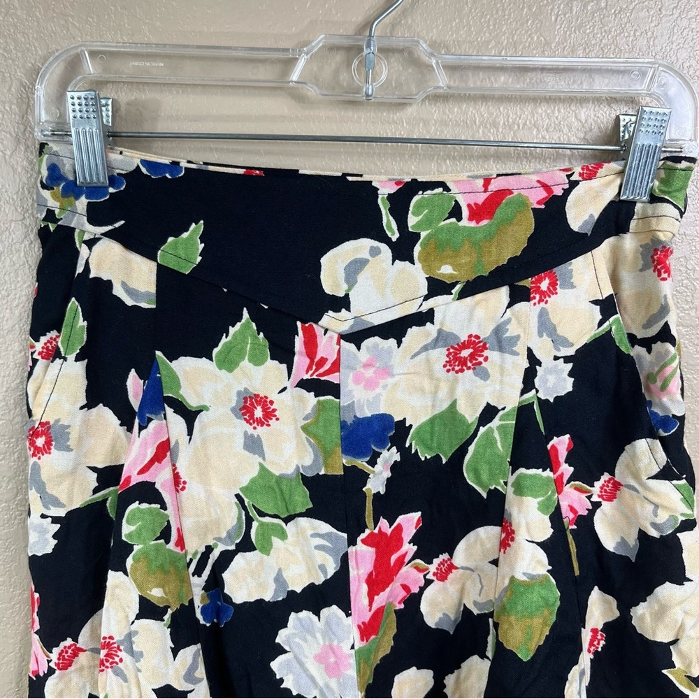 Kimchi Blue Floral High Waisted Culotte Shorts. - Picture 8 of 8